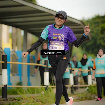 Runner Photo 8319659