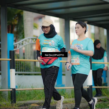 Runner Photo 8319699