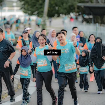 Runner Photo 8319728