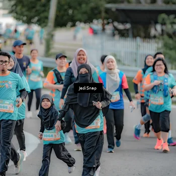 Runner Photo 8319738