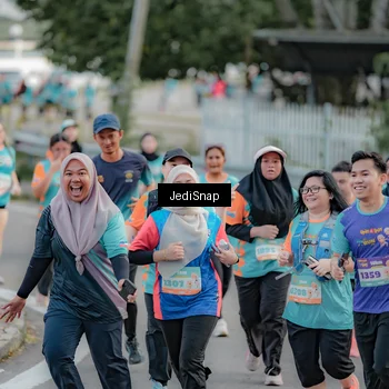 Runner Photo 8319763