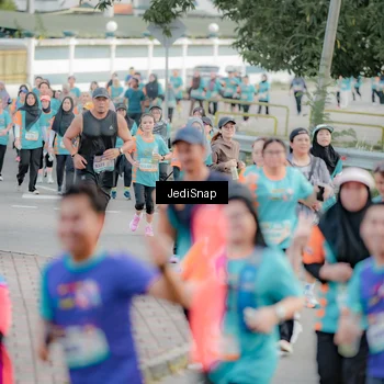 Runner Photo 8319768