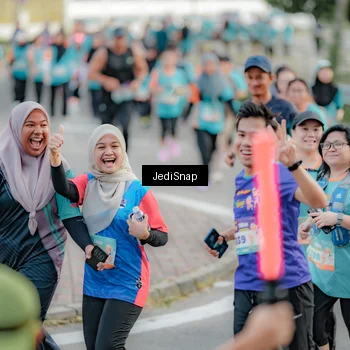 Runner Photo 8319772