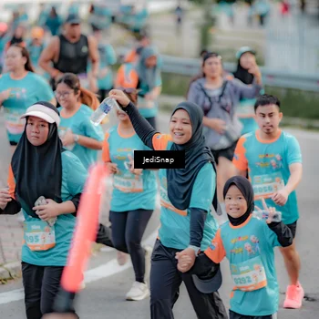 Runner Photo 8319778