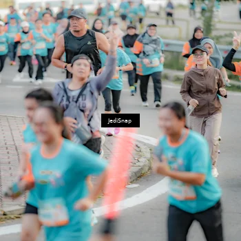 Runner Photo 8319802