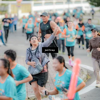 Runner Photo 8319806