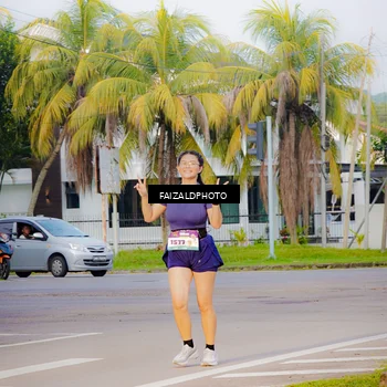 Runner Photo 8319832