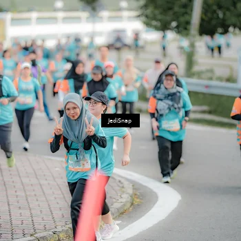 Runner Photo 8319840