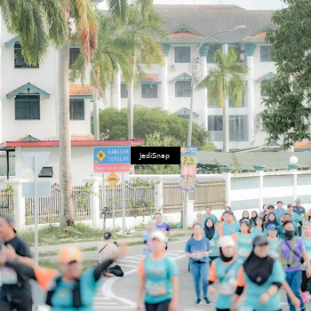 Runner Photo 8319852