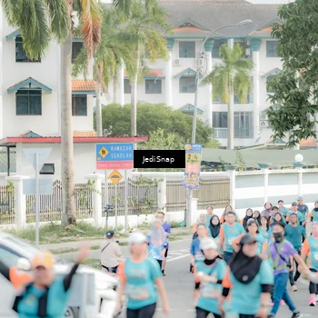Runner Photo 8319862
