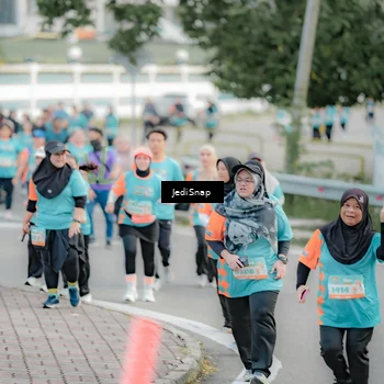 Runner Photo 8319863