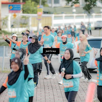 Runner Photo 8319870