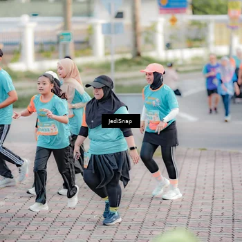 Runner Photo 8319892