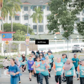 Runner Photo 8319920