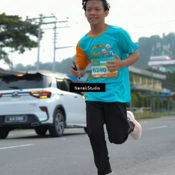 Runner Photo 8319938