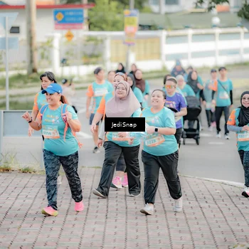 Runner Photo 8319955