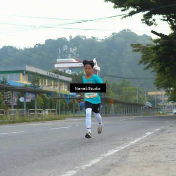 Runner Photo 8319965