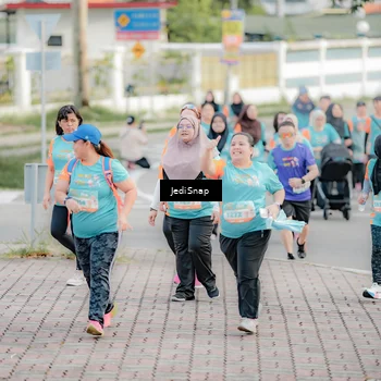 Runner Photo 8319982