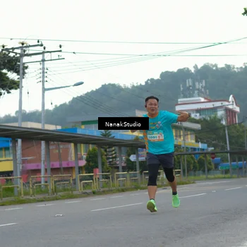 Runner Photo 8320000