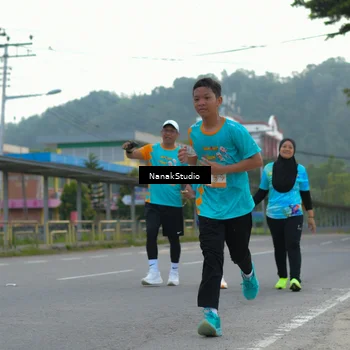 Runner Photo 8320014