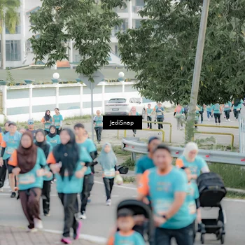 Runner Photo 8320035