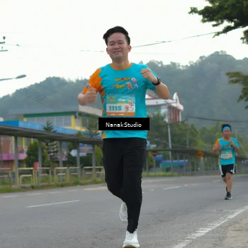 Runner Photo 8320066