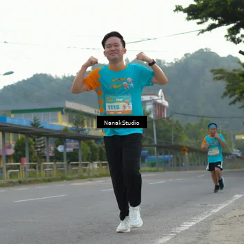 Runner Photo 8320074