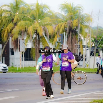 Runner Photo 8320082