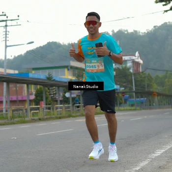 Runner Photo 8320128