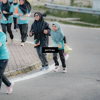 Runner Photo 8320134