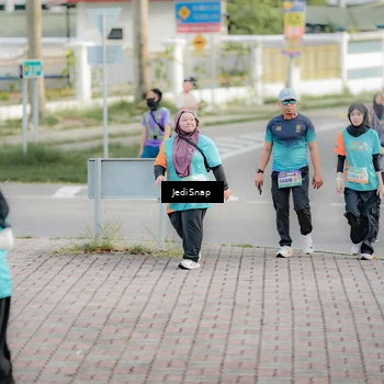 Runner Photo 8320184
