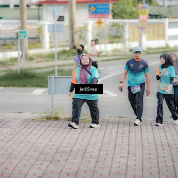 Runner Photo 8320188