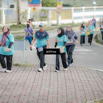 Runner Photo 8320191