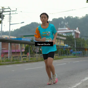 Runner Photo 8320193