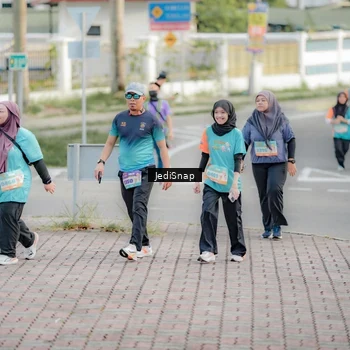Runner Photo 8320206