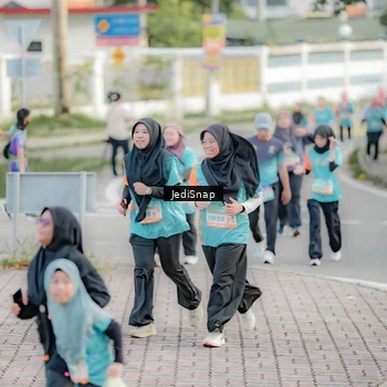 Runner Photo 8320207