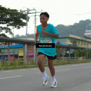 Runner Photo 8320210