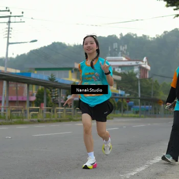 Runner Photo 8320220