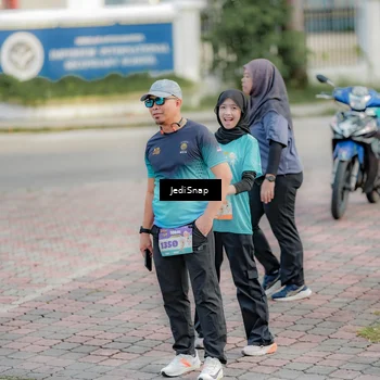 Runner Photo 8320245