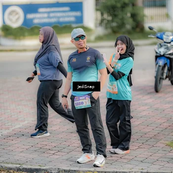 Runner Photo 8320266