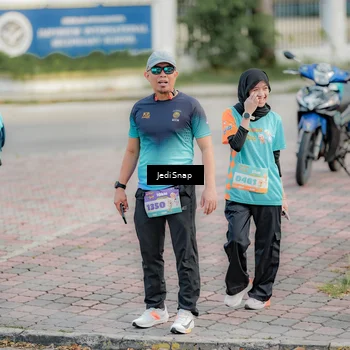 Runner Photo 8320273