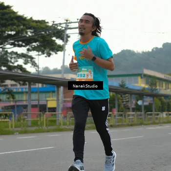 Runner Photo 8320274