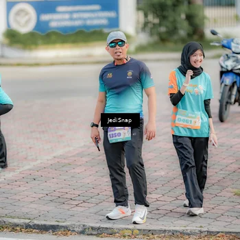 Runner Photo 8320279