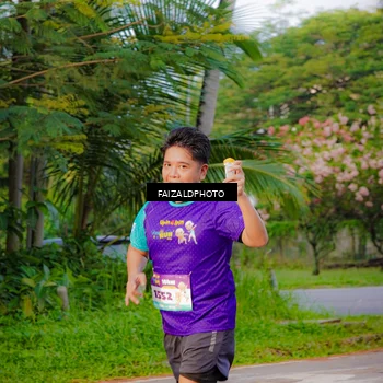 Runner Photo 8320280