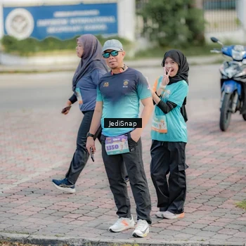 Runner Photo 8320285