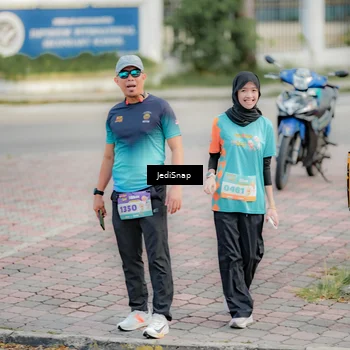 Runner Photo 8320296
