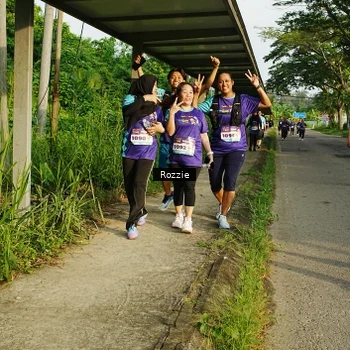 Runner Photo 8320305