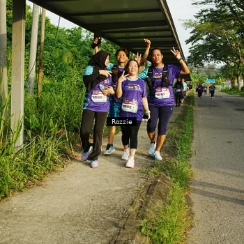 Runner Photo 8320306