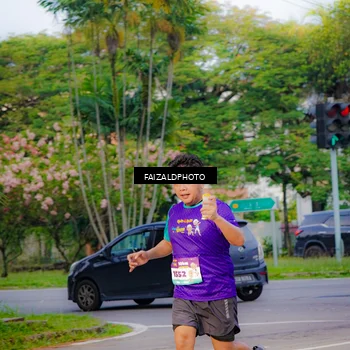 Runner Photo 8320314
