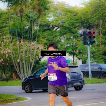 Runner Photo 8320317